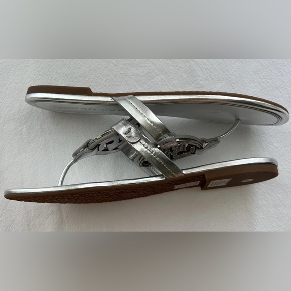 New Tory Burch Miller Pave Medallion Thong Sandals Women’s Size 9 - Picture 6 of 7